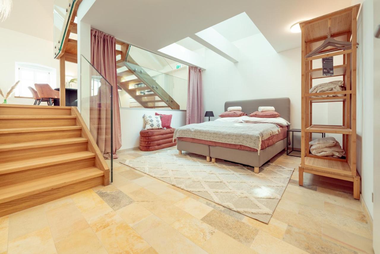 Penthouse Maxfux Direkt In Der Fussgaengerzone 130M2 Apartment เครมส์ อัน แดร์โดเนา ภายนอก รูปภาพ